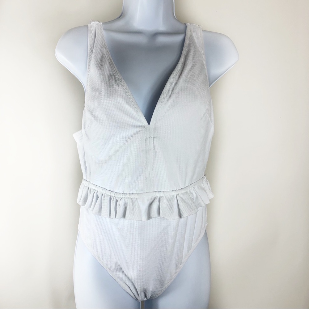 Jessica Simpson one piece bathing suit M